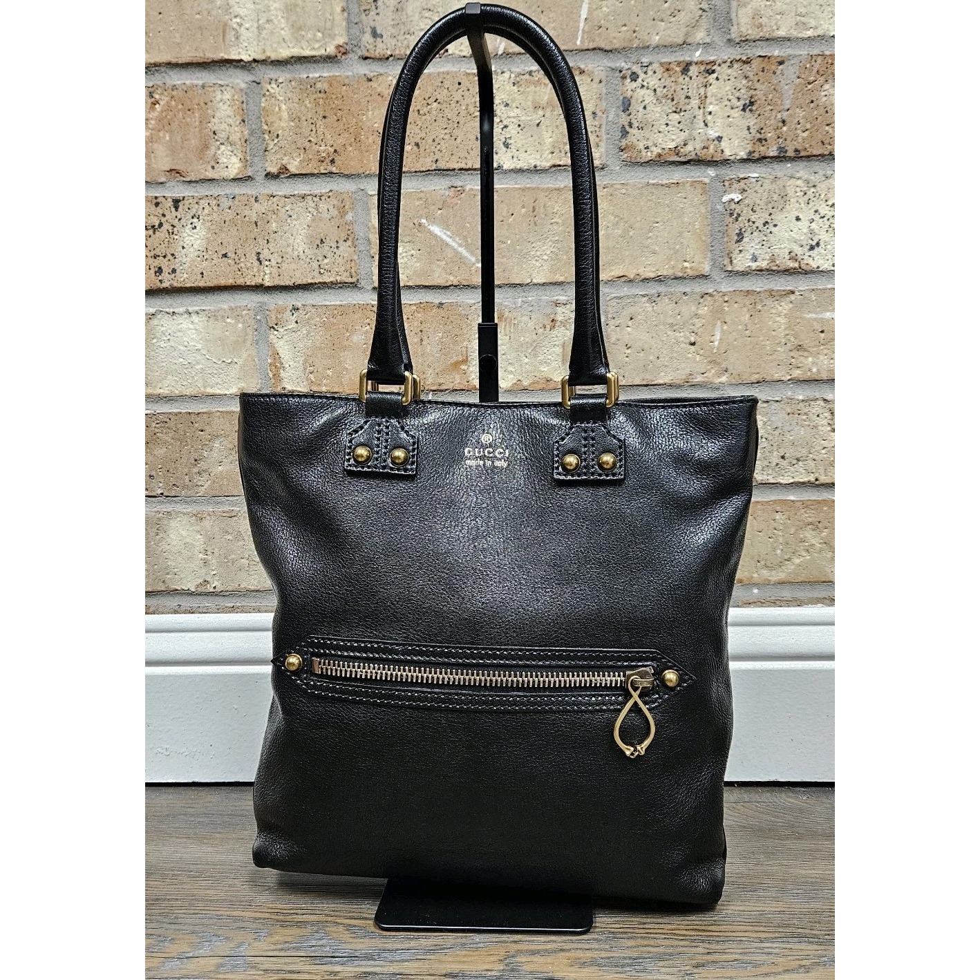 Authentic Gucci Black Pebbled Leather Flat Tote Bag Medium Vertical Shopper